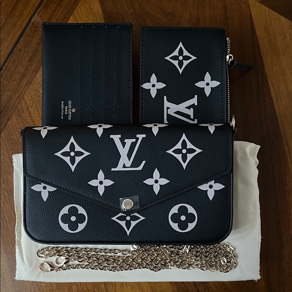 Source Unknown Black & Light Gray Monogram Crossb… - image 1